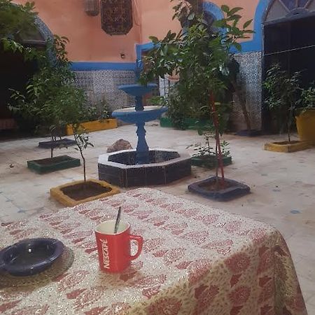 Riad Dar Kader Chambre Saumon مراكش المظهر الخارجي الصورة